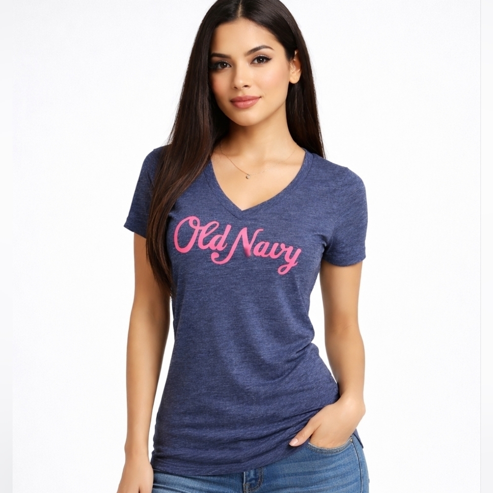 Old Navy Women's Blue V-Neck T-Shirt. Size XS.
